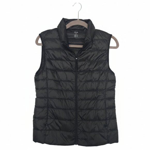 *Uniqlo Packable Puffer Vest – Black – Size XS - Picture 2 of 8